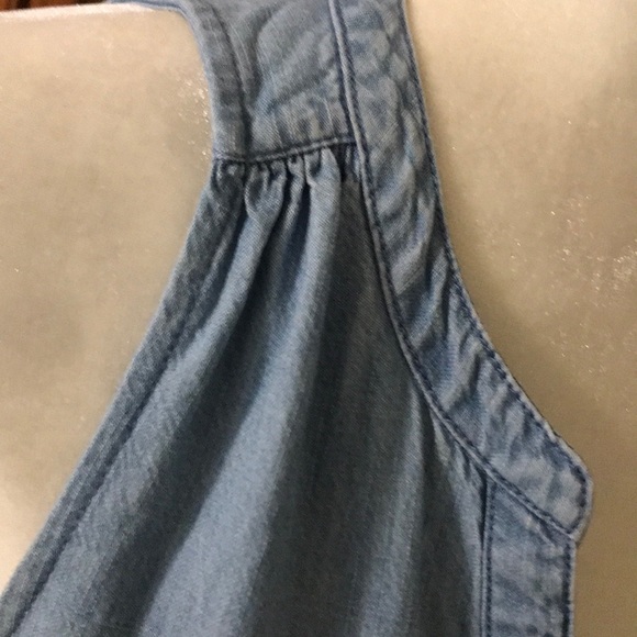 Soft Joie Variegated Chambray Sleeveless Dress - Picture 4 of 7